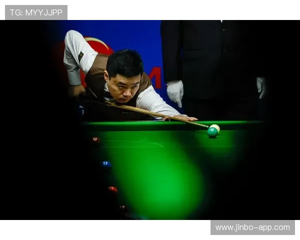 斯诺克大师赛训练画面曝光展现选手体能储备积极状态全力备战冲击