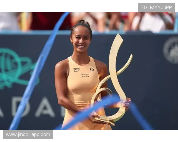 37岁T·玛利亚力克费尔南德斯 晋级WTA500伦敦站第二轮